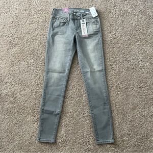 Denizen from Levi's Juniors Low-Rise Jegging Jeans Size 3